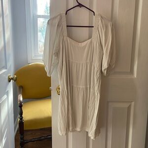 Cute Little White Dress (M)